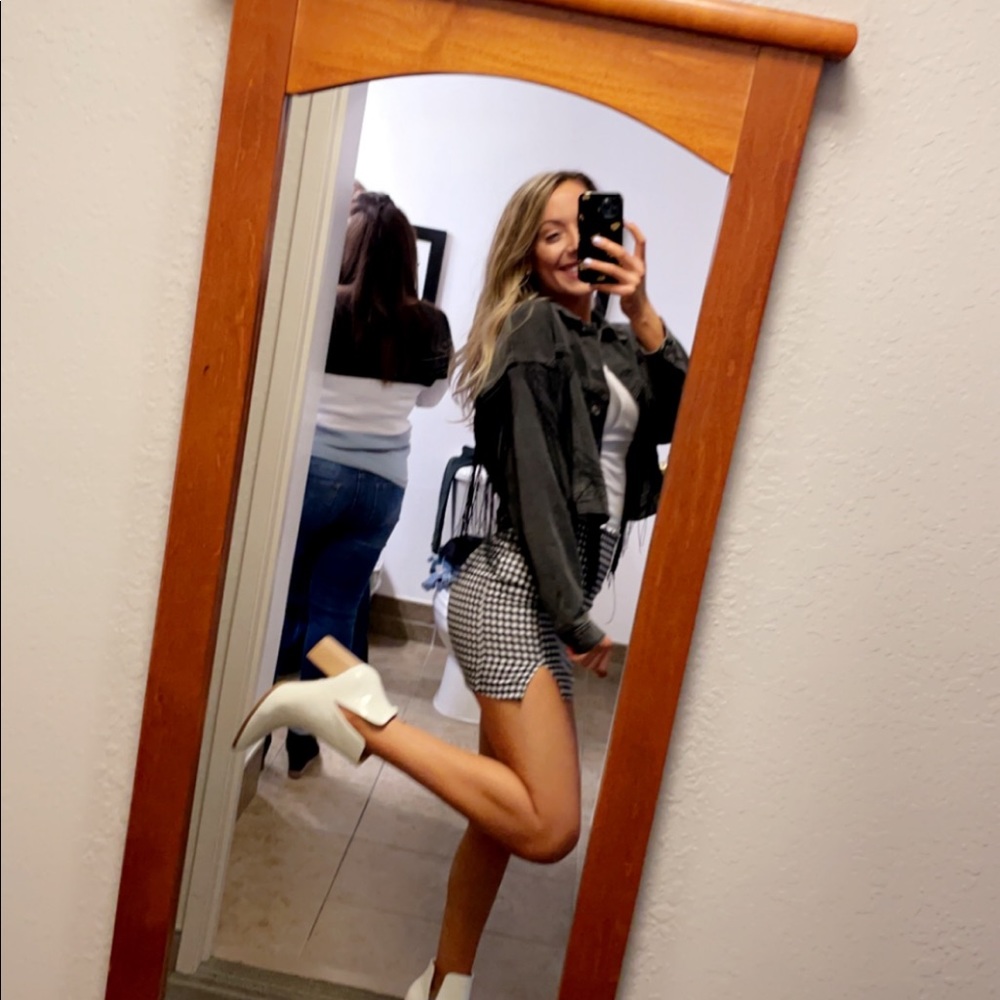 White boot heels, size 8.5